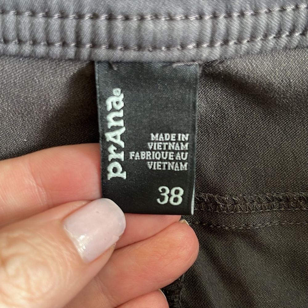 prAna Brion Hiking Shorts Men’s 38 Gray Nylon Stretch Outdoor Travel 9” gorpcore - Picture 6 of 9